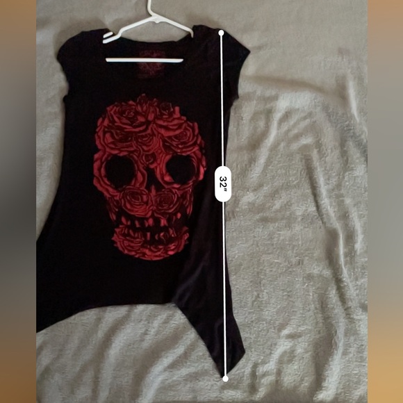 United Rockers Skull Graphic Black Tee Shirt Top size Medium short sleeve - Picture 8 of 9